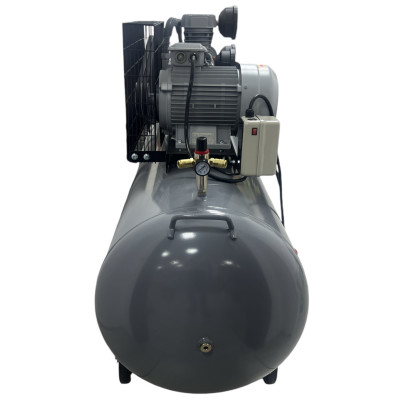 Поршневий компресор LB75-500L